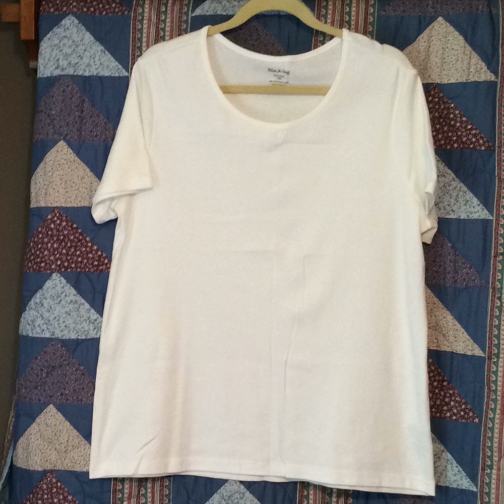 White Stag women’s tee